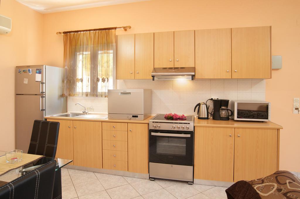 George Apartments Lourdata  Bilik gambar