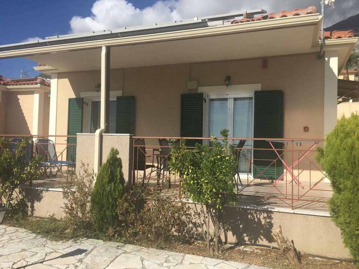 George Apartments Lourdata  Luaran gambar