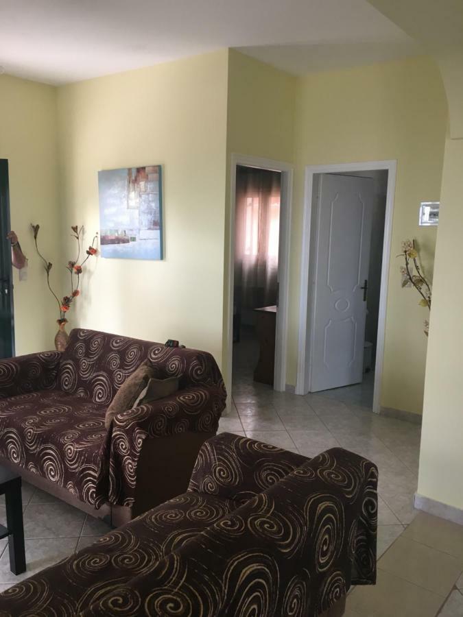 George Apartments Lourdata  Luaran gambar